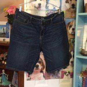 Bermuda Shorts Last Chance!!